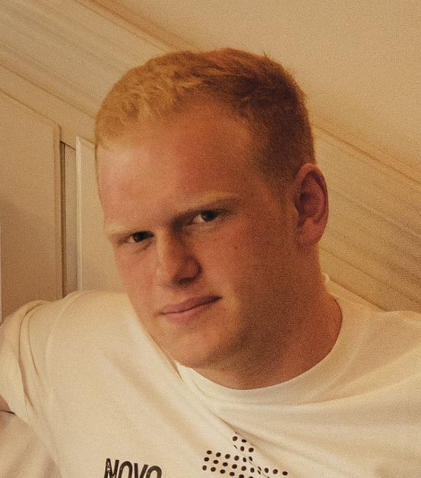 To je bila dugotrajna borba i trajala je sve do spoznaje da nikad neću biti savršen svojim dijelima već djelima Krista i da jedino kroz Njega mogu biti savršen.